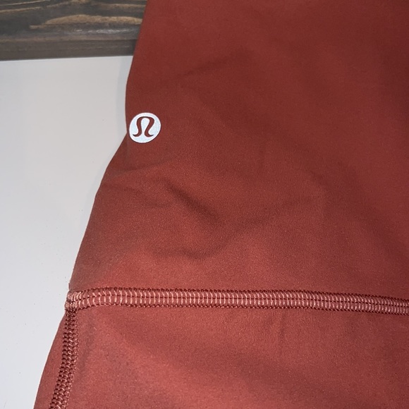 Lululemon InStill High-Rise Tight 25" US W size 4 - Picture 2 of 7